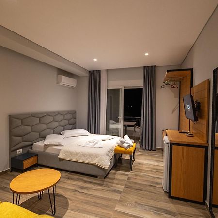 Sunkised Hotel Sarandë Exterior foto