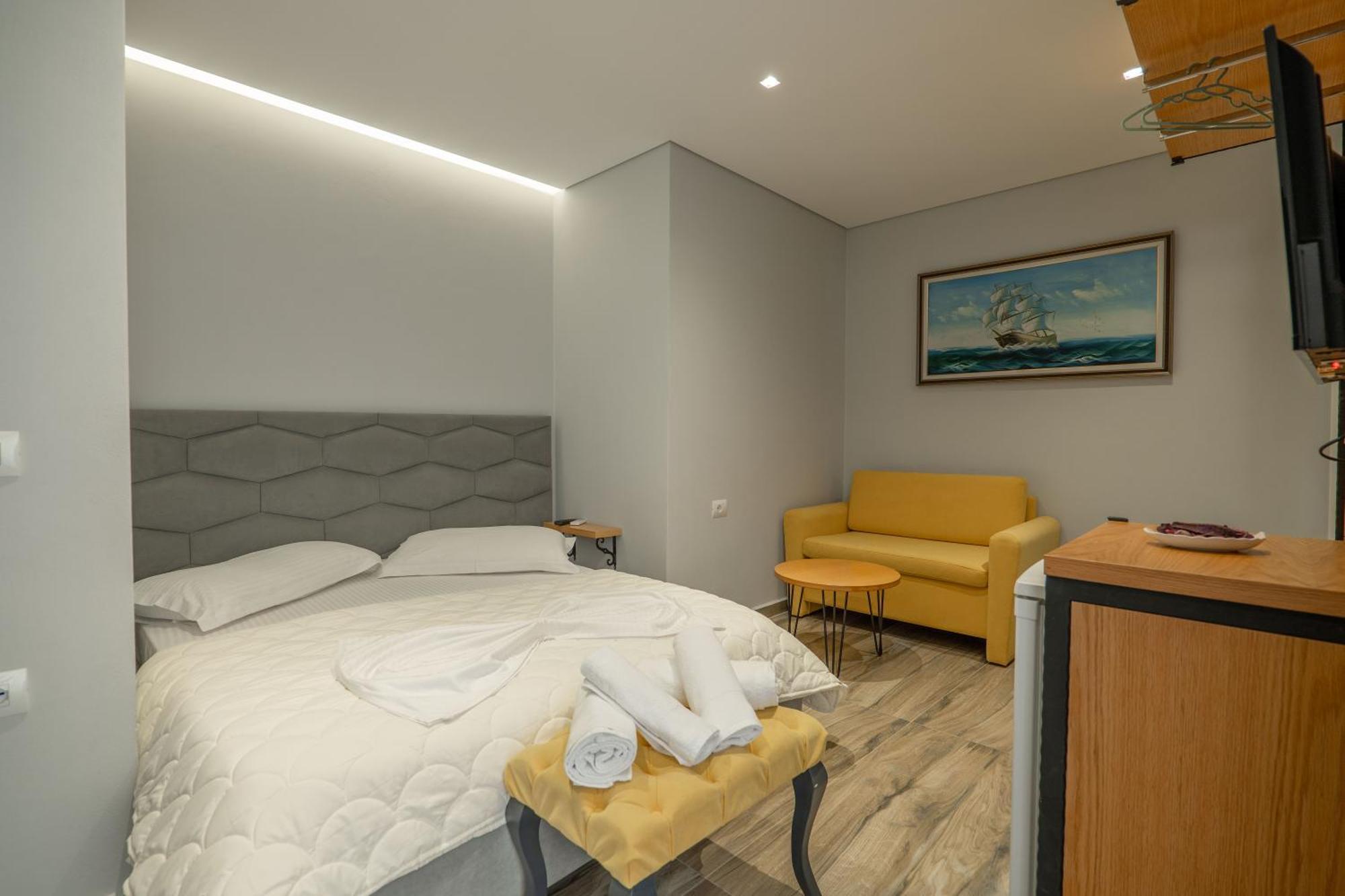 Sunkised Hotel Sarandë Exterior foto
